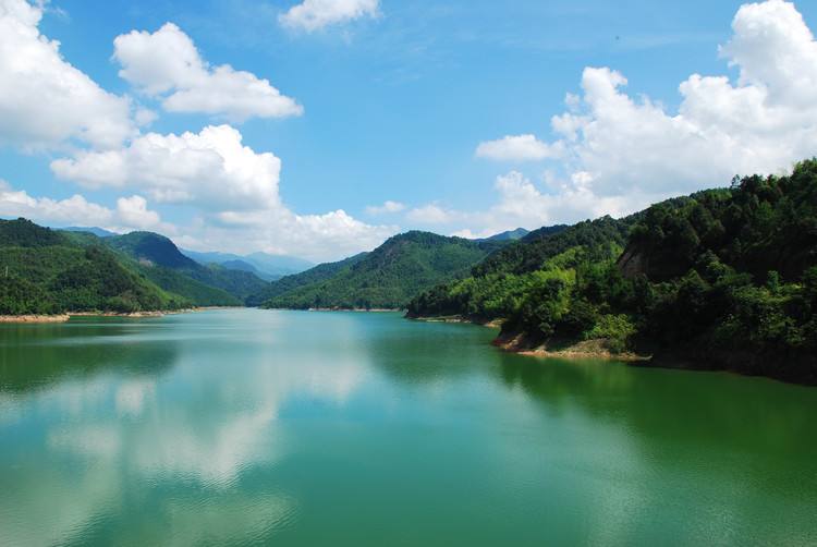 惠州天堂山水库露营发呆打牌打鱼