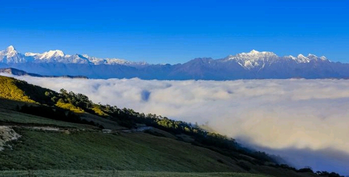 泸定龙华山徒步