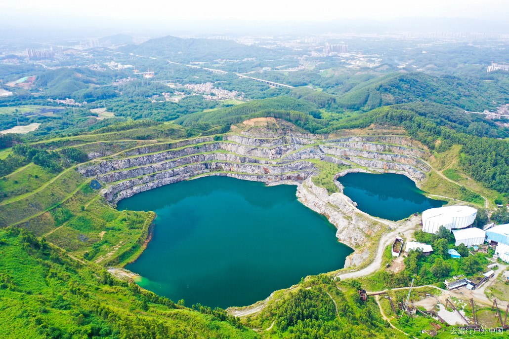 1030日徒步广州油麻山打卡神秘天坑