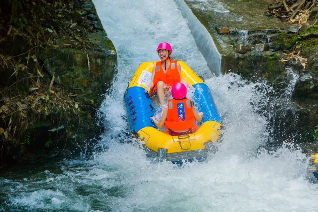 4月18特价清泉湾玻璃漂流极速竹林漂水城土耳其小镇