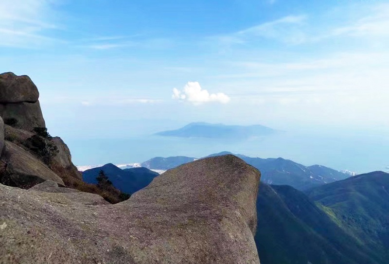 凉帽顶勇登台山凉帽顶赏醉美山海美景
