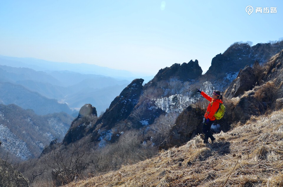 阳春三月,踏雪行～辽宁界第十高山和尚帽山徒步穿越