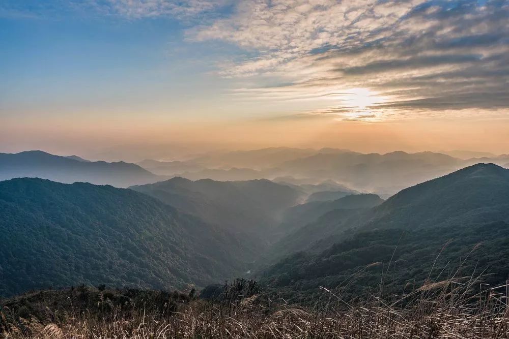 招募10月31日广州第一高南昆山天堂顶还有几个位置
