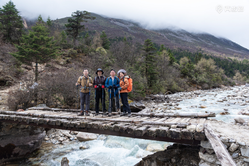 2019年五一假期,冰川探游·贡嘎—跋涉千里,只为遇见你,我与贡嘎冰川