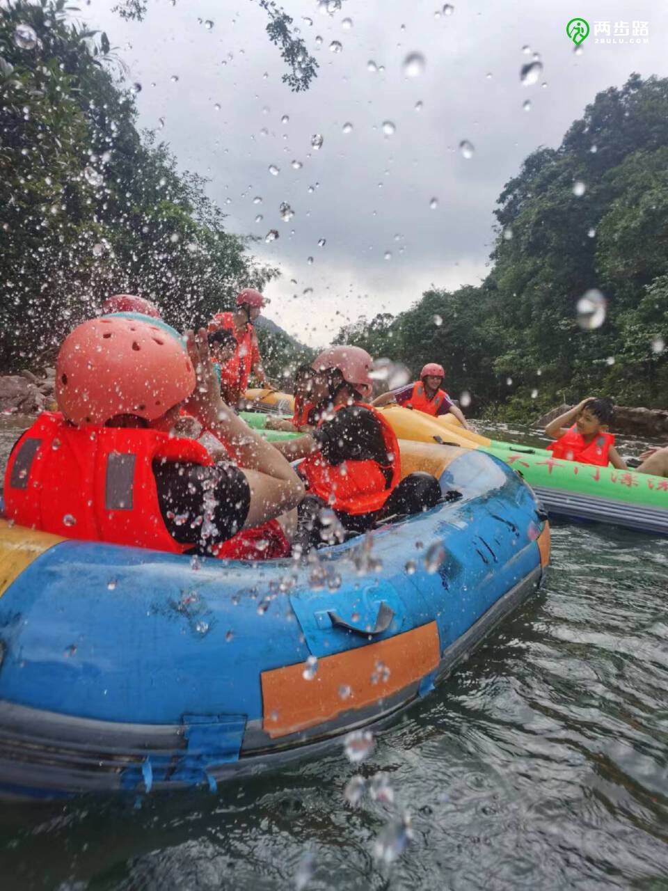 廣州增城大豐門無敵漂流大豐門風景區位於增城白水寨風景名勝區內,像