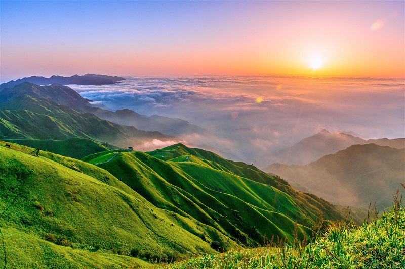 一日速穿快闪武功山活动取消