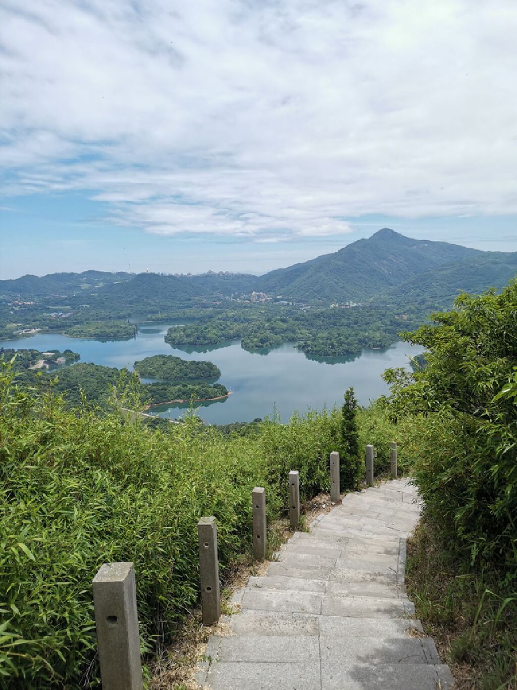 两步路公益活动清洁山野深圳打鼓嶂