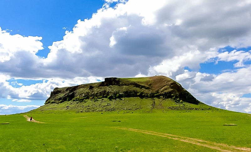 自然奇迹-华子鱼洄游の美林谷-玉龙沙湖-石林-沙地云杉-达里湖-砧子山