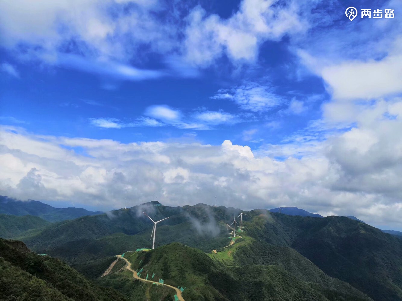 62223三省第一峰万时山露营