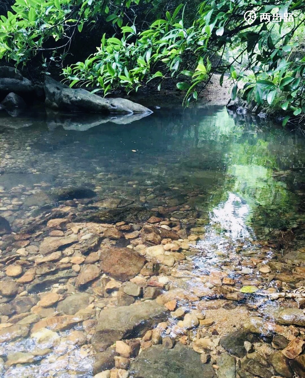 深圳最美溪谷之情人谷石头河