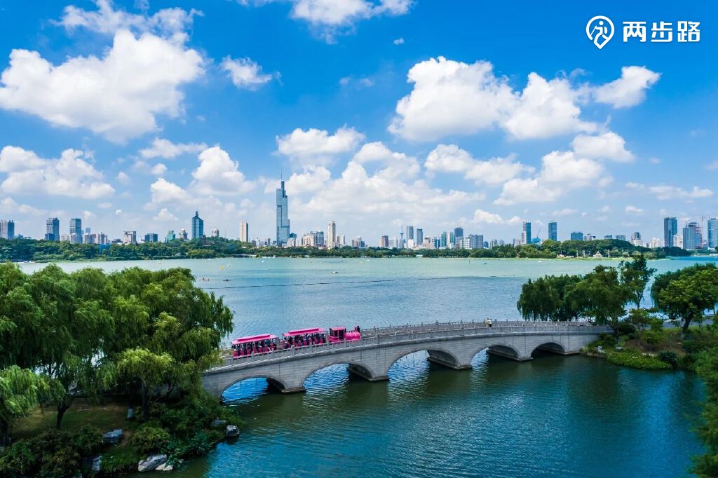 玄武湖100公里超马拉练