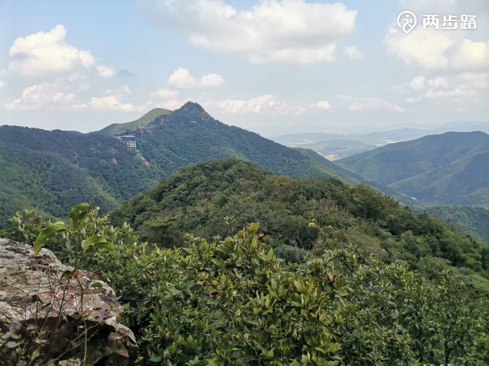 锅底山,位于溧阳和广德交界处,海拔541米,为常州最高峰.