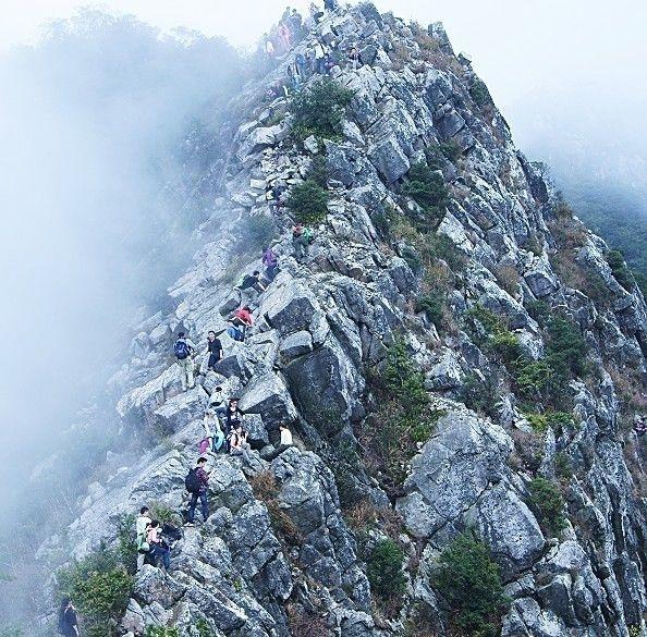 927周一勇攀深圳第一险峰排牙山