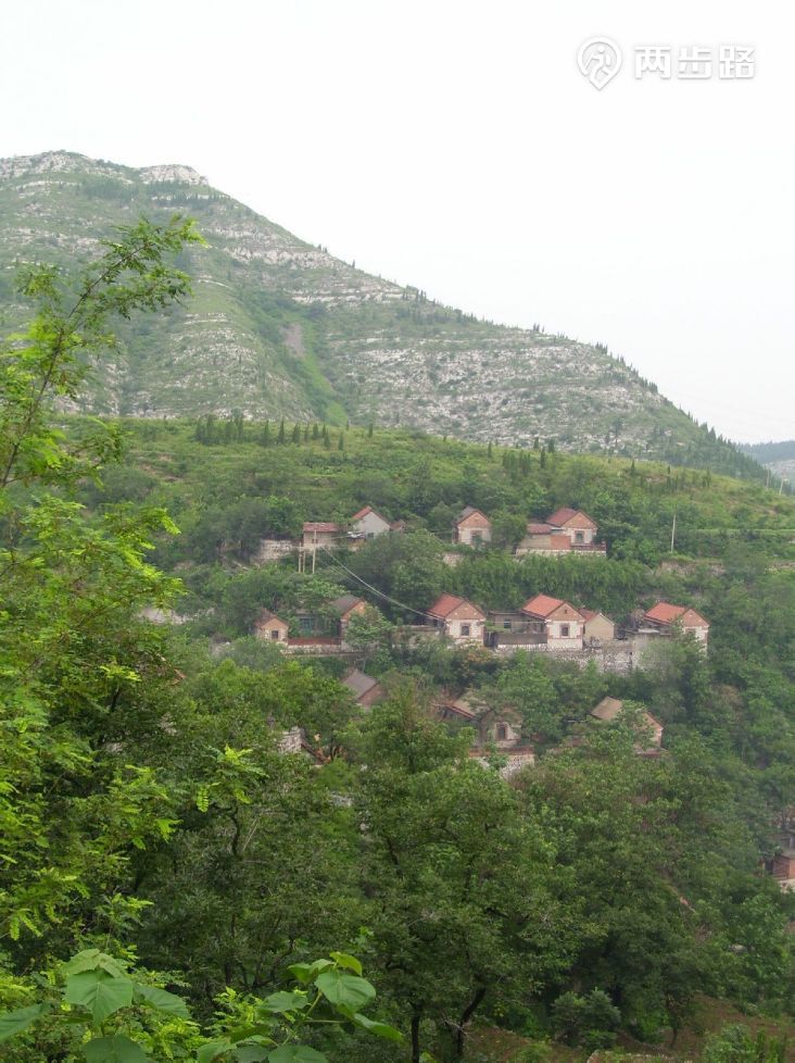 淄川土峪村爬山包水饺休闲活动
