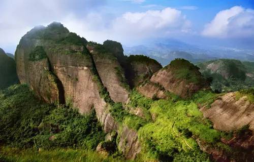 桂平西山風景名勝區,國家aaaa級風景區,國家級地質公園.